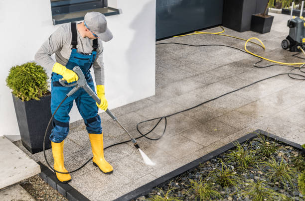Best Residential Pressure Washing Services  in Manistique, MI
